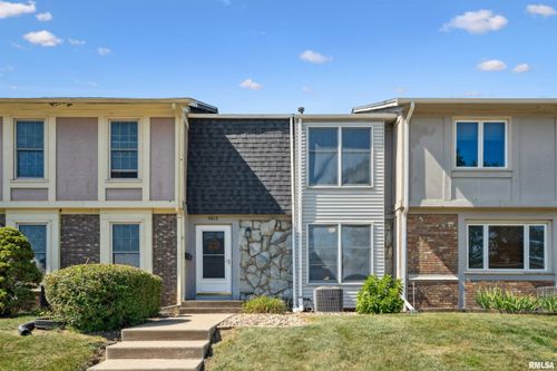 5-4612 Warren St, Davenport, IA, 52806-4343 | Card Image