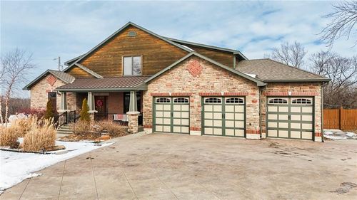 17492 Evans Rd, Tonganoxie, KS, 66086-5153 | Card Image