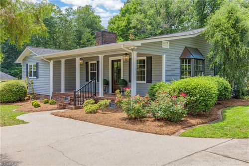 729 Fesmire St, Asheboro, NC, 27205-7723 | Card Image