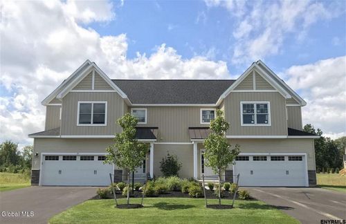 13 Boggs St, Mechanicville, NY, 12118 | Card Image
