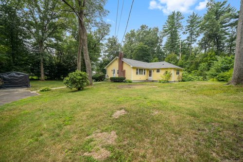 27 Elizabeth St, Granby, CT, 06035-2111 | Card Image
