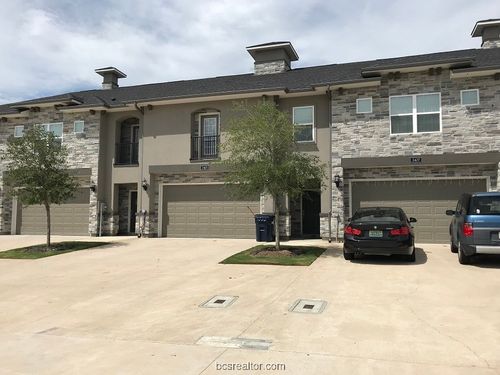 3425 Papa Bear Dr, College Station, TX, 77845-1411 | Card Image