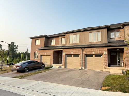 8 W Mill St, Ayr, ON, N0B1E0 | Card Image