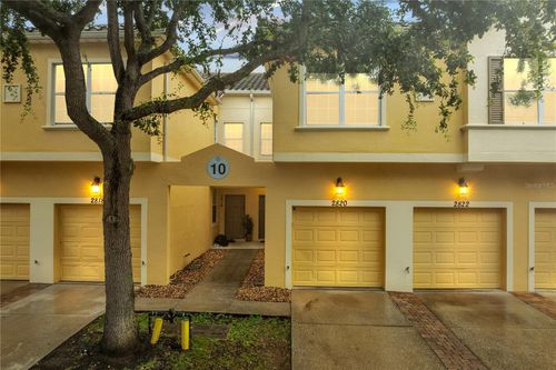 2820-2820 Oakwater Dr, KISSIMMEE, FL, 34747 | Card Image