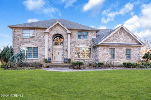 21 Old Queens Ct, Eatontown, NJ, 07724-2428 | Card Image
