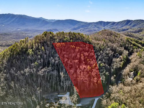 514 Chetola Trl, Townsend, TN, 37882-3000 | Card Image