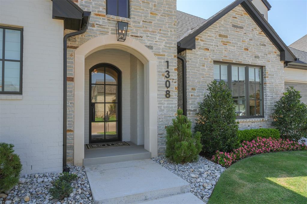 163rd St, Edmond, OK 73013