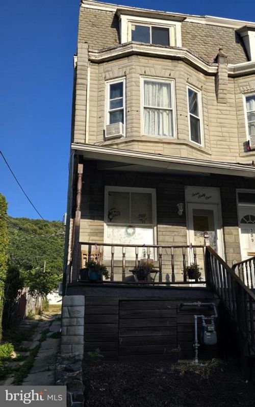 361 Linden St, READING, PA, 19604-2933 | Card Image