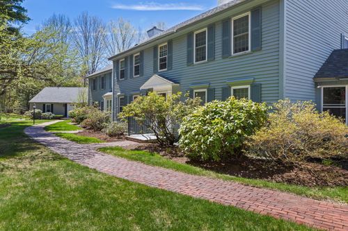 4 Governor Square, Peterborough, NH, 03458 | Card Image