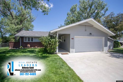 111 Valley Dr, Casper, WY, 82604-4008 | Card Image