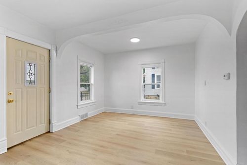 120 N Park Place, Plymouth, WI, 53073 | Card Image