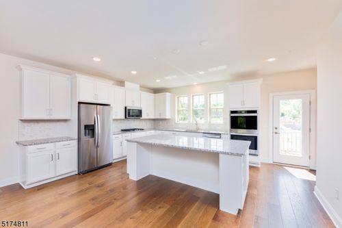 6 Lilac Dr, Warren, NJ, 07059-2020 | Card Image