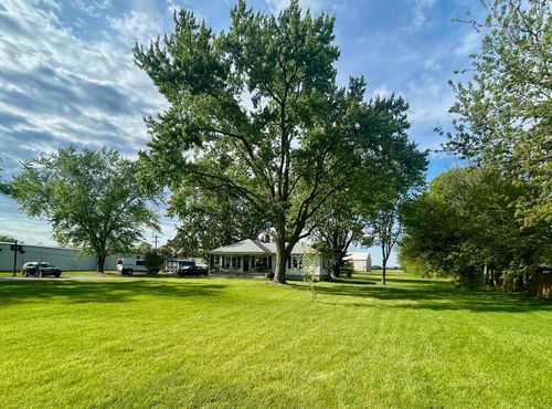 7776 National Rd, New Carlisle, OH, 45344-8271 | Card Image