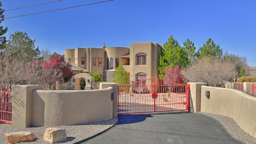 9125 Oakland Ave Ne, Albuquerque, NM, 87122-3953 | Card Image