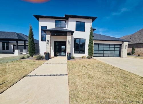 2109 Wiregrass Drive, Edmond, OK, 73025 | Card Image