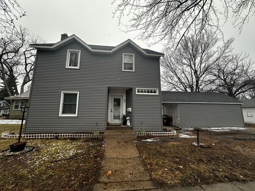 806 E Lincoln Ave, Montevideo, MN, 56265-1864 | Card Image