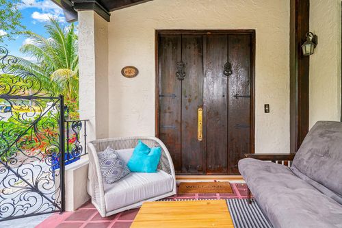 3714 S Olive Ave, West Palm Beach, FL, 33405-2337 | Card Image