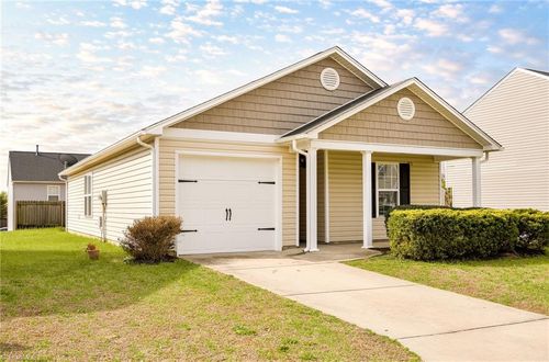 1150 Red Sage Rd, Winston Salem, NC, 27127-6143 | Card Image
