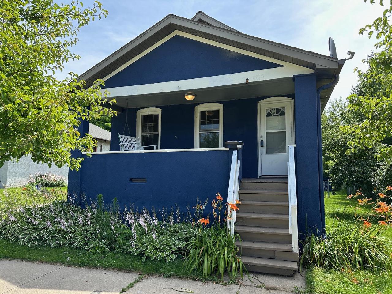 Irwin Ave, Green Bay, WI 54302