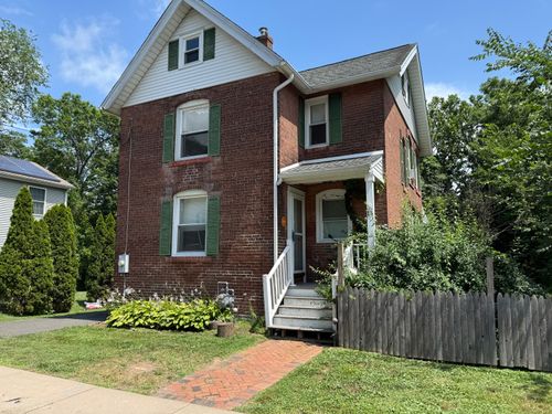 16 Brown Ave, Windsor, CT, 06095-2503 | Card Image