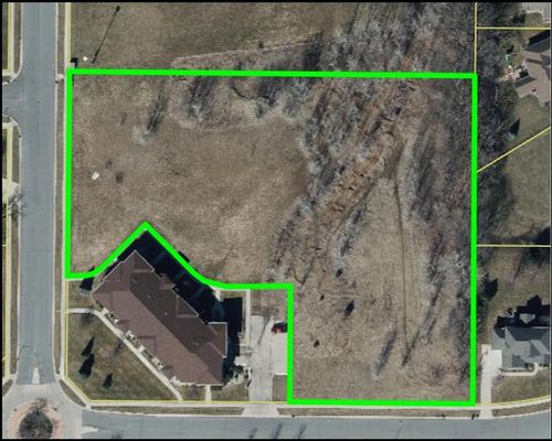 500 Bergamont Blvd, Oregon, WI, 53575 | Card Image