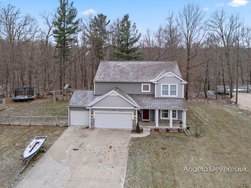 15299 Buck Hollow Drive Ne, Gowen, MI, 49326 | Card Image