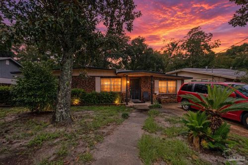 68 Ne Carson Dr, Ft Walton Beach, FL, 32548 | Card Image