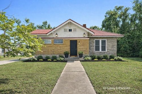 611 W Green St, Perry, FL, 32347-3215 | Card Image