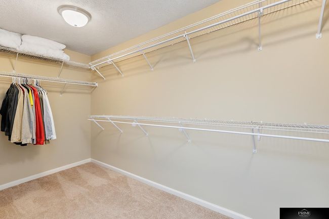 2204 Hummingbird Dr, House other with 5 bedrooms, 4 bathrooms and 3 parking in Bellevue NE | Image 27