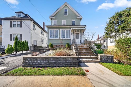 124 Sherwood Ave, Yonkers, NY, 10704-2344 | Card Image