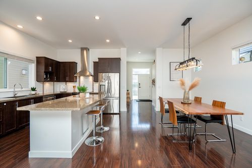 3381 Watkins Ave, Coquitlam, BC, V3E0B3 | Card Image