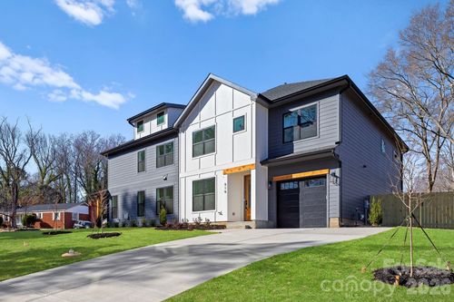 818 Yellowstone Dr, Charlotte, NC, 28208-3452 | Card Image