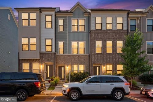 3239 Watershed Blvd, LAUREL, MD, 20724-1330 | Card Image