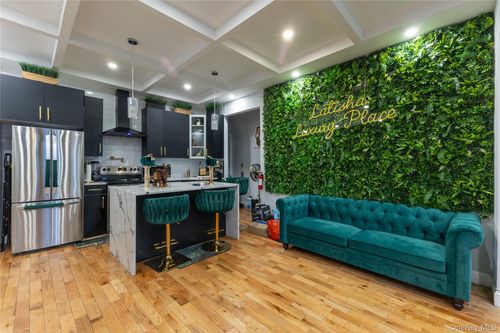 1-48 Essex St, New York, NY, 10002-4601 | Card Image