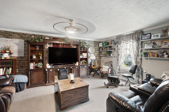 3576 Elkhorn Rd, House other with 4 bedrooms, 2 bathrooms and null parking in Campbellsville KY | Image 20