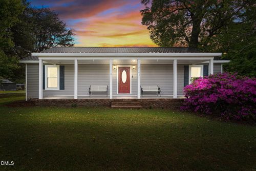 2141 Mcnair Rd, Tarboro, NC, 27886-9056 | Card Image