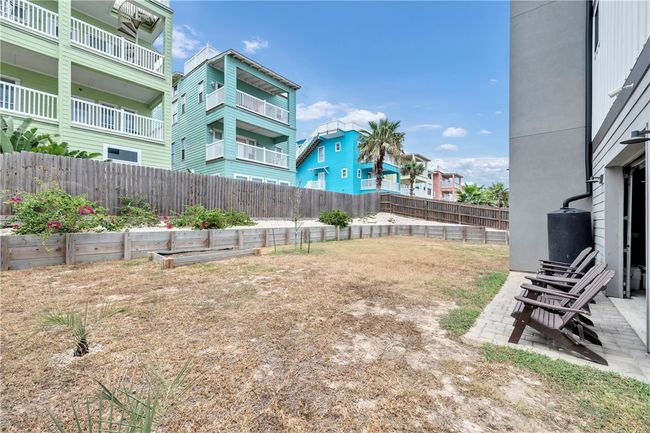 Back yard offers lots of room for pool and patio. | Image 36