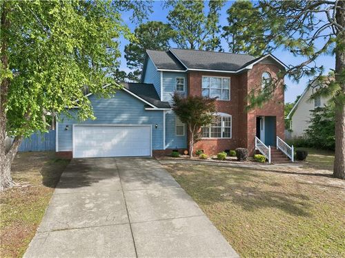 712 Connaly Dr, Hope Mills, NC, 28348-5625 | Card Image