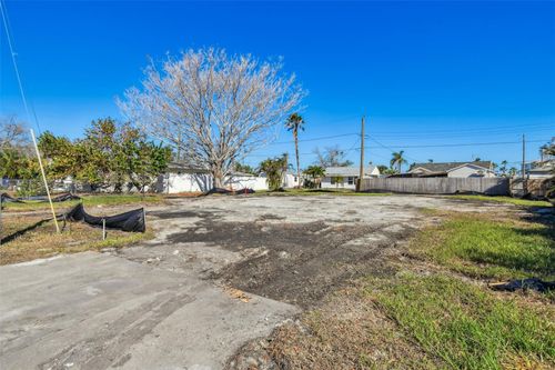 14085 W Parsley Drive, MADEIRA BEACH, FL, 33708 | Card Image