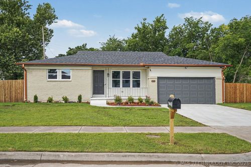 2158 S 104th East Ave, Tulsa, OK, 74129-4649 | Card Image