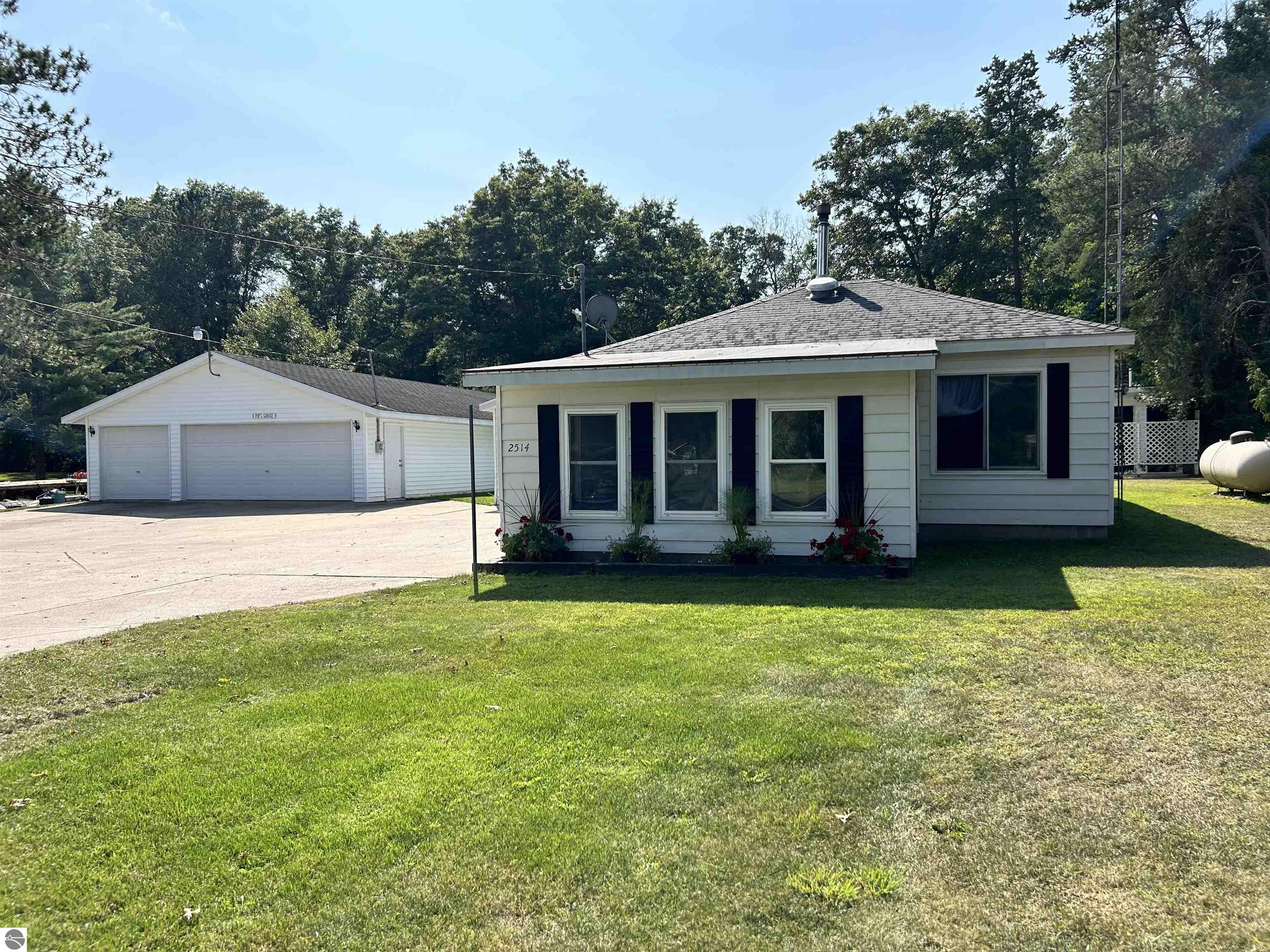 Brodie Rd, South Branch, MI 48761