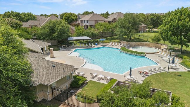 Community pool | Image 39