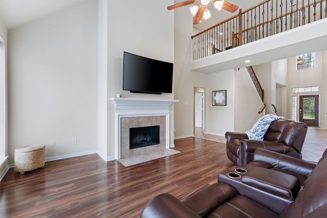 11404 Terrace Meadow Way, House other with 5 bedrooms, 4 bathrooms and 4 parking in Manor TX | Image 9