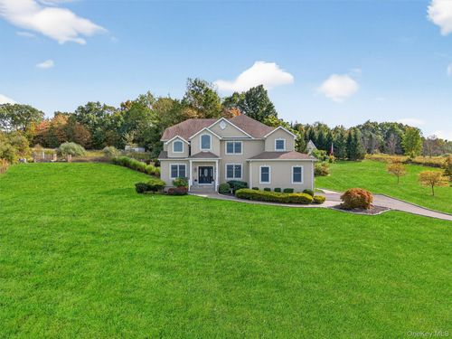 11 Dorian Way, Campbell Hall, NY, 10916-3347 | Card Image