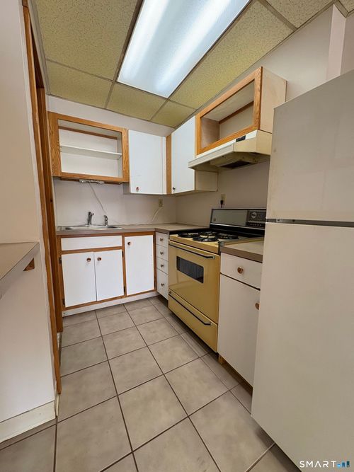 lower-studio-278 Chamberlain Road, Middletown, CT, 06457 | Card Image