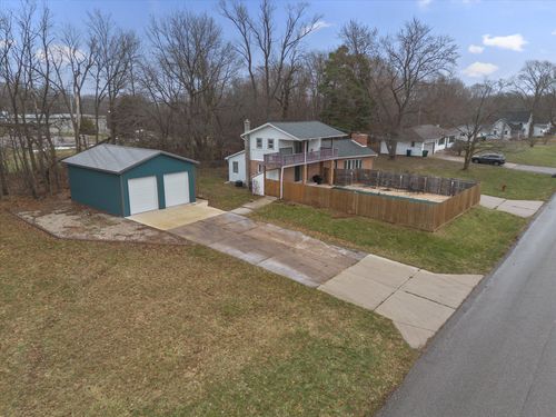 709 Park Shore Dr, Cassopolis, MI, 49031-9443 | Card Image