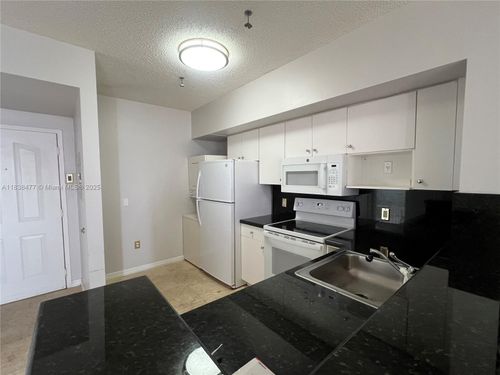 apt-1507-5085 Nw 7th St, Miami, FL, 33126-3457 | Card Image