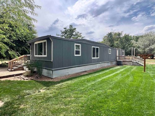 3751 Pioneer Park Ln, Homedale, ID, 83628-3700 | Card Image