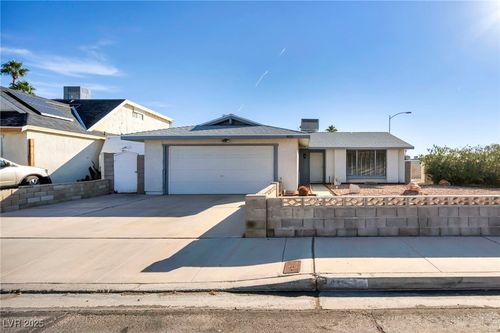 4826 Castle Rock Ct, Las Vegas, NV, 89147-4021 | Card Image