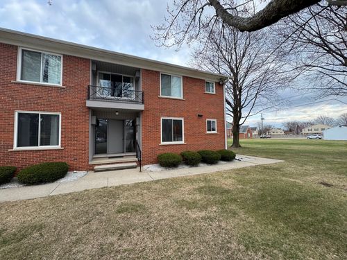 apt-10-34500 Mulvey, Fraser, MI, 48026-1974 | Card Image